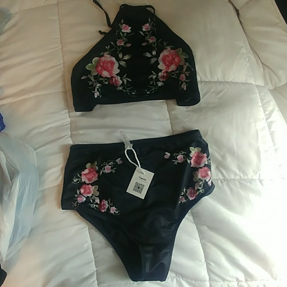 Bathing suit